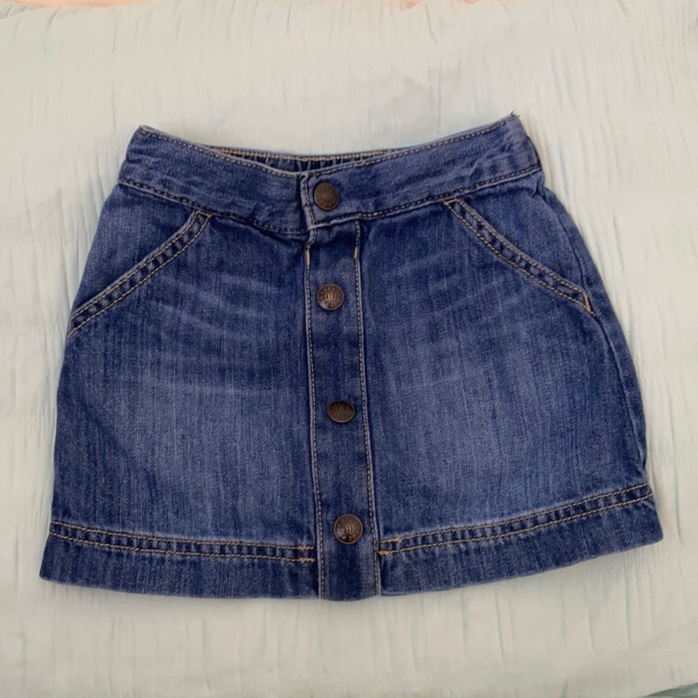 Crazy 8 Size 3 girls blue jean skirt.